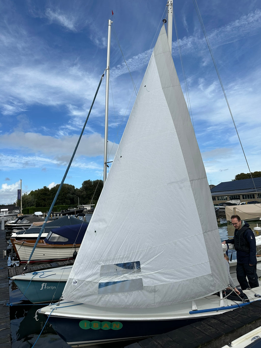 Randmeer Toer Rolgenua met UV-strook + venster voor bovendeks rolsysteem Nedsail